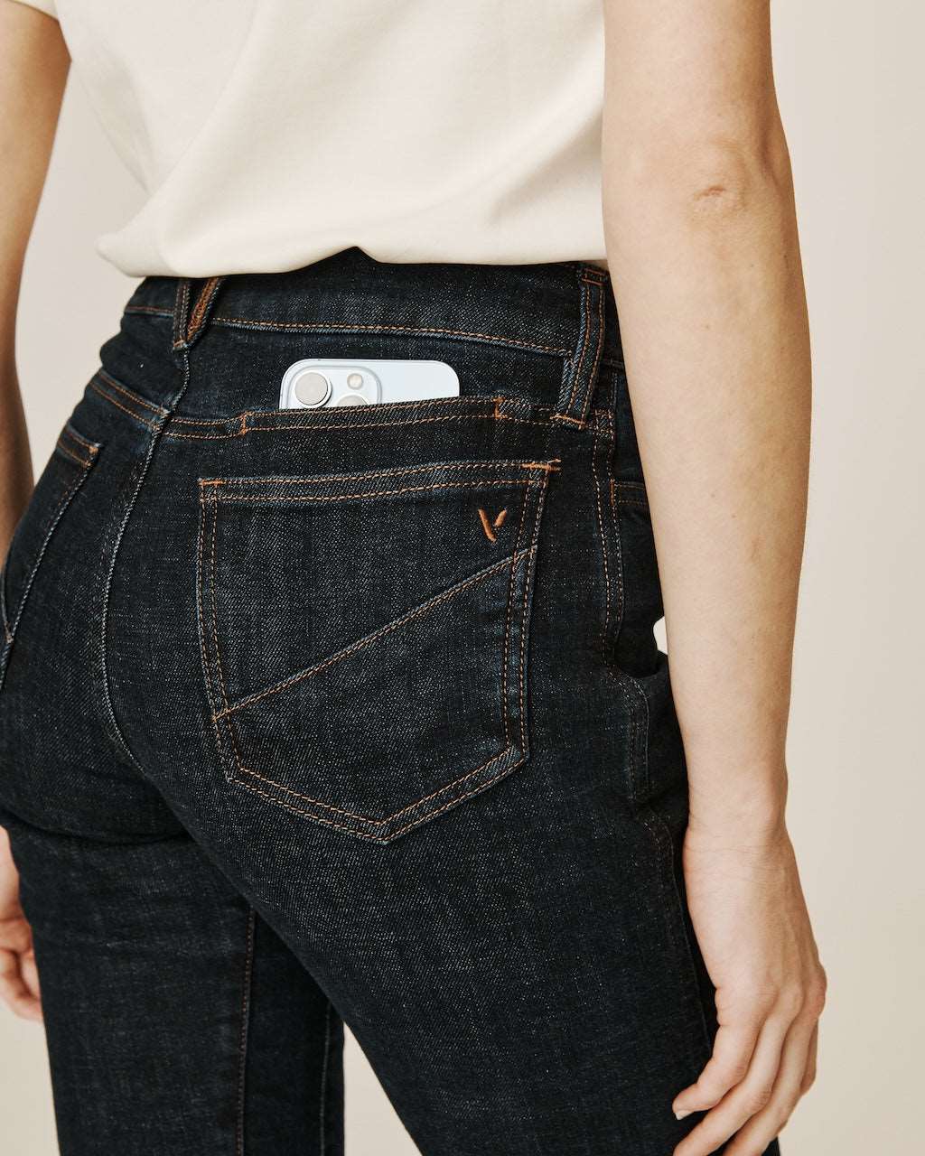 002 Jeans | Indigo