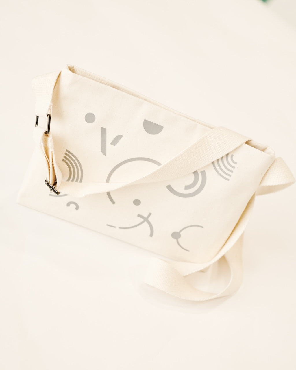 002 Musette Bag